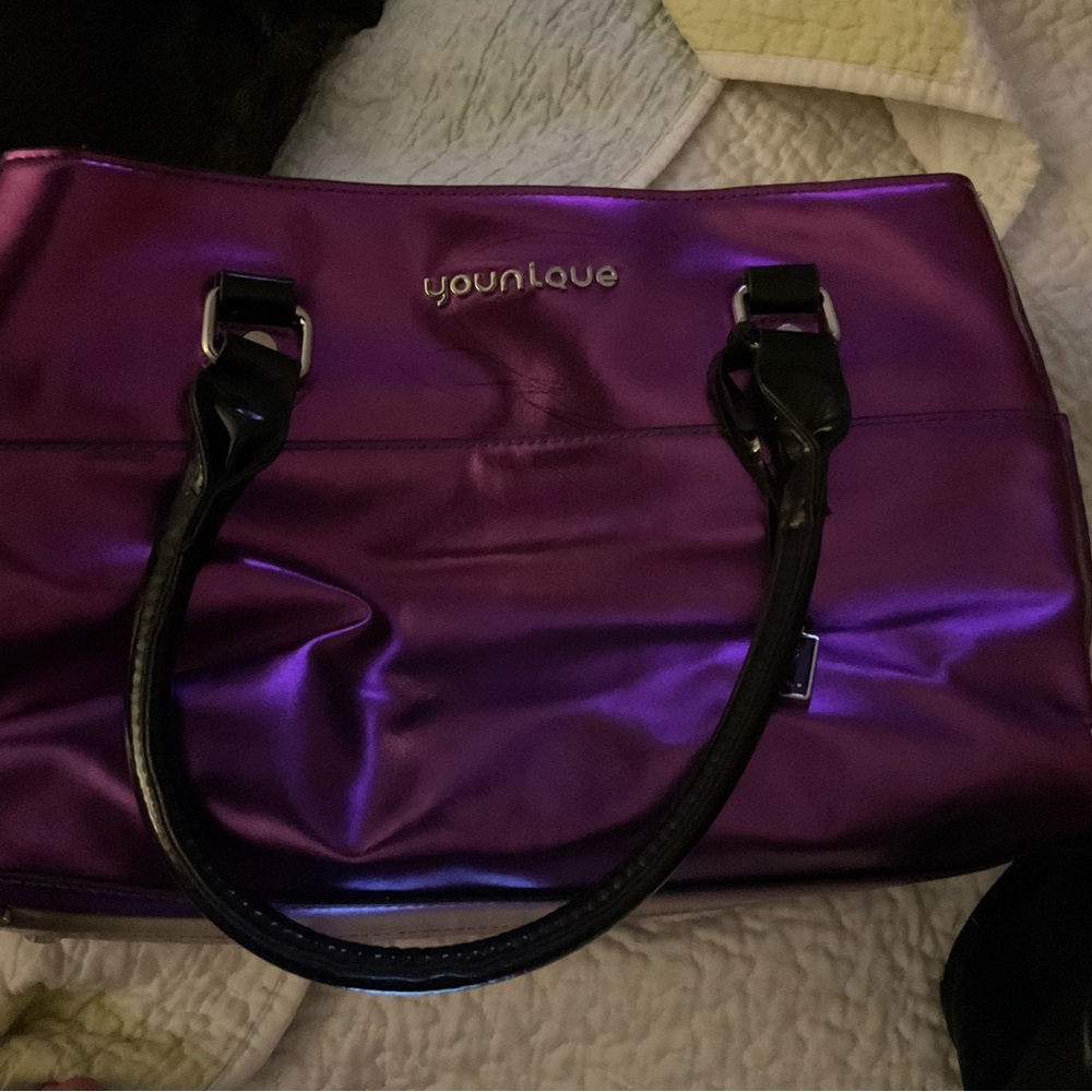 Younique purse